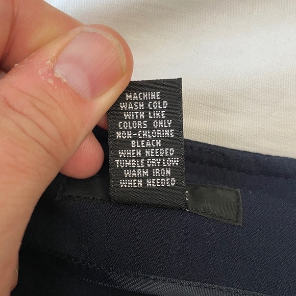 Alfani Women's Navy Straight Cut Midi /Mini Skirt 1/3 Zip Size 8‎ Professional - Picture 7 of 12